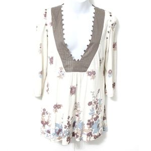 Anthro RICRAC Cream Floral Linen Blouse